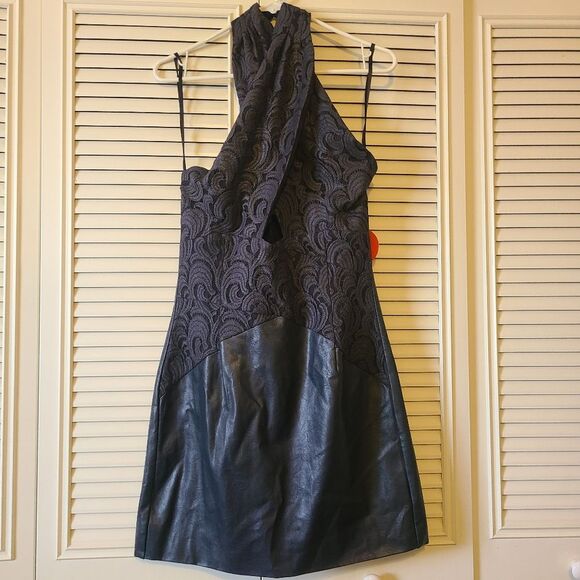 Eva Franco Dress NWT size 6 Navy Faux Leather Mini - Picture 5 of 9